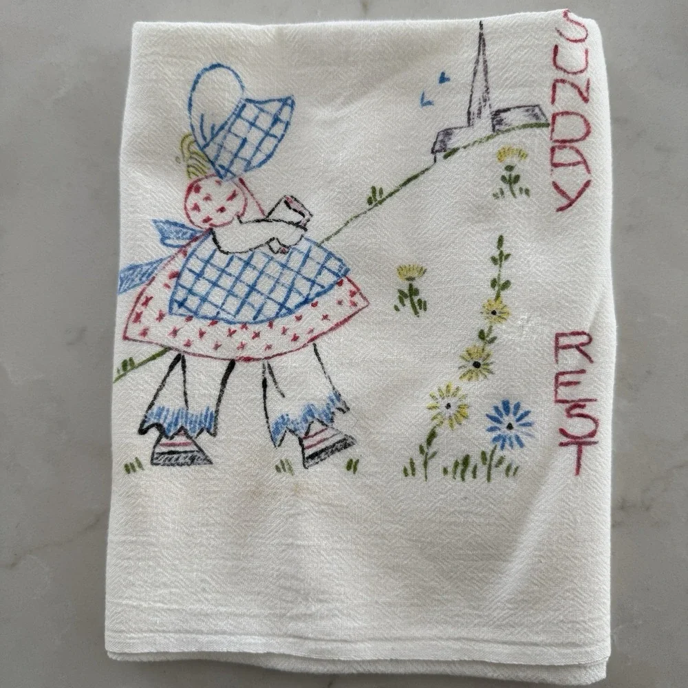 7 Vintage UNEMBROIDERED Sunbonnet Sue Days Of The Week Tea Towel Set  READ